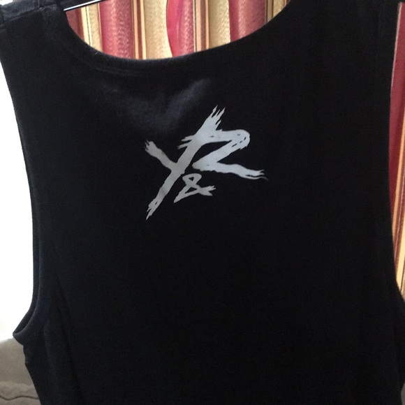 Young and Reckless Cut Off T Shirt - Picture 4 of 4